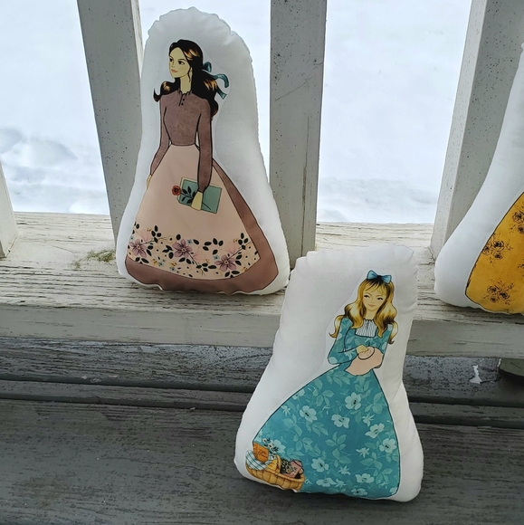 Little Women March Sisters Pillow Pal Set. New. - Picture 3 of 3